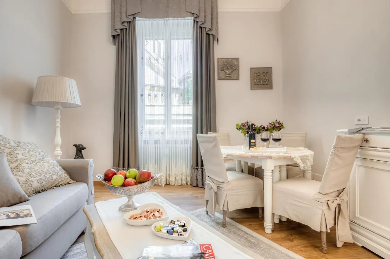Luxury Stars In Rome - Andromeda Apartment In Colosseum 0*,  Italy